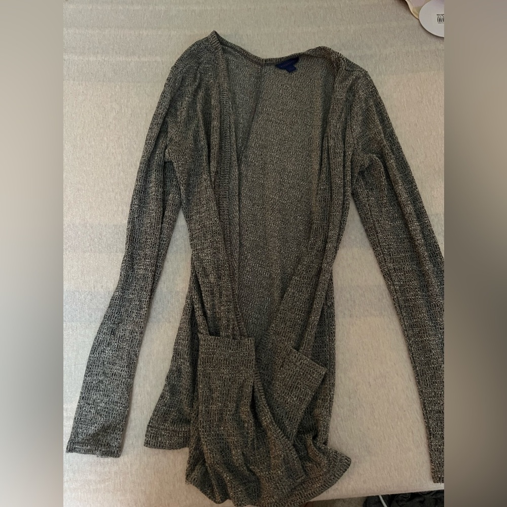 Aeropostale size small womens grey cardigan with pockets